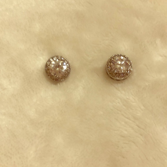 Premier Designs Jewelry - Premier Designs “Laura” earrings